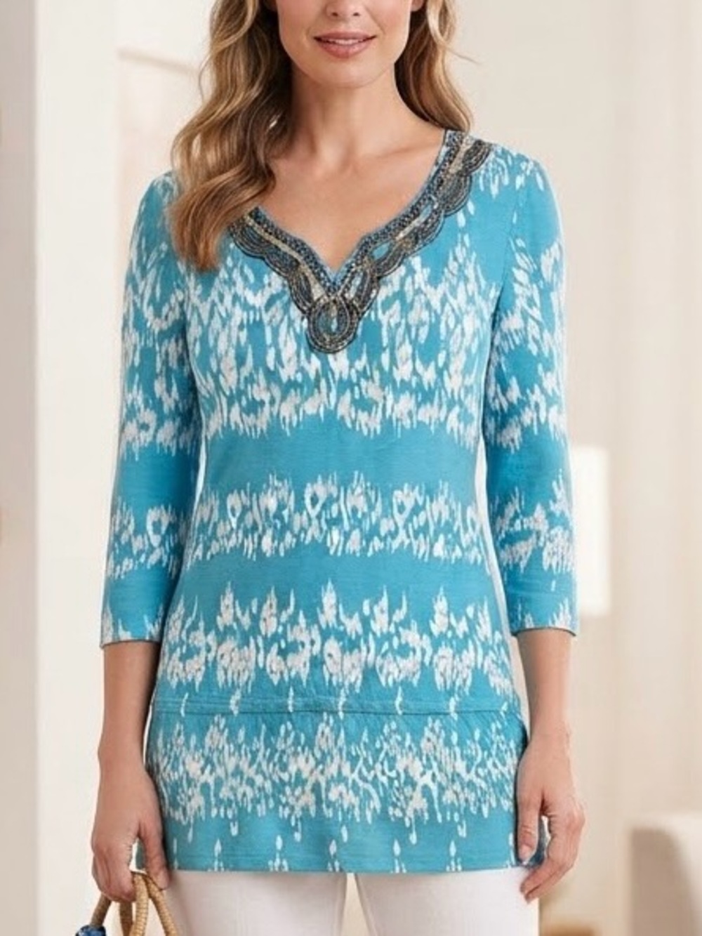 Chico's Blue White Ikat Beaded V-Neck Tunic Top Size 1 (M/8-10)
